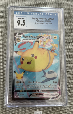 Flying Pikachu VMAX 007/025 - CGC 9.5