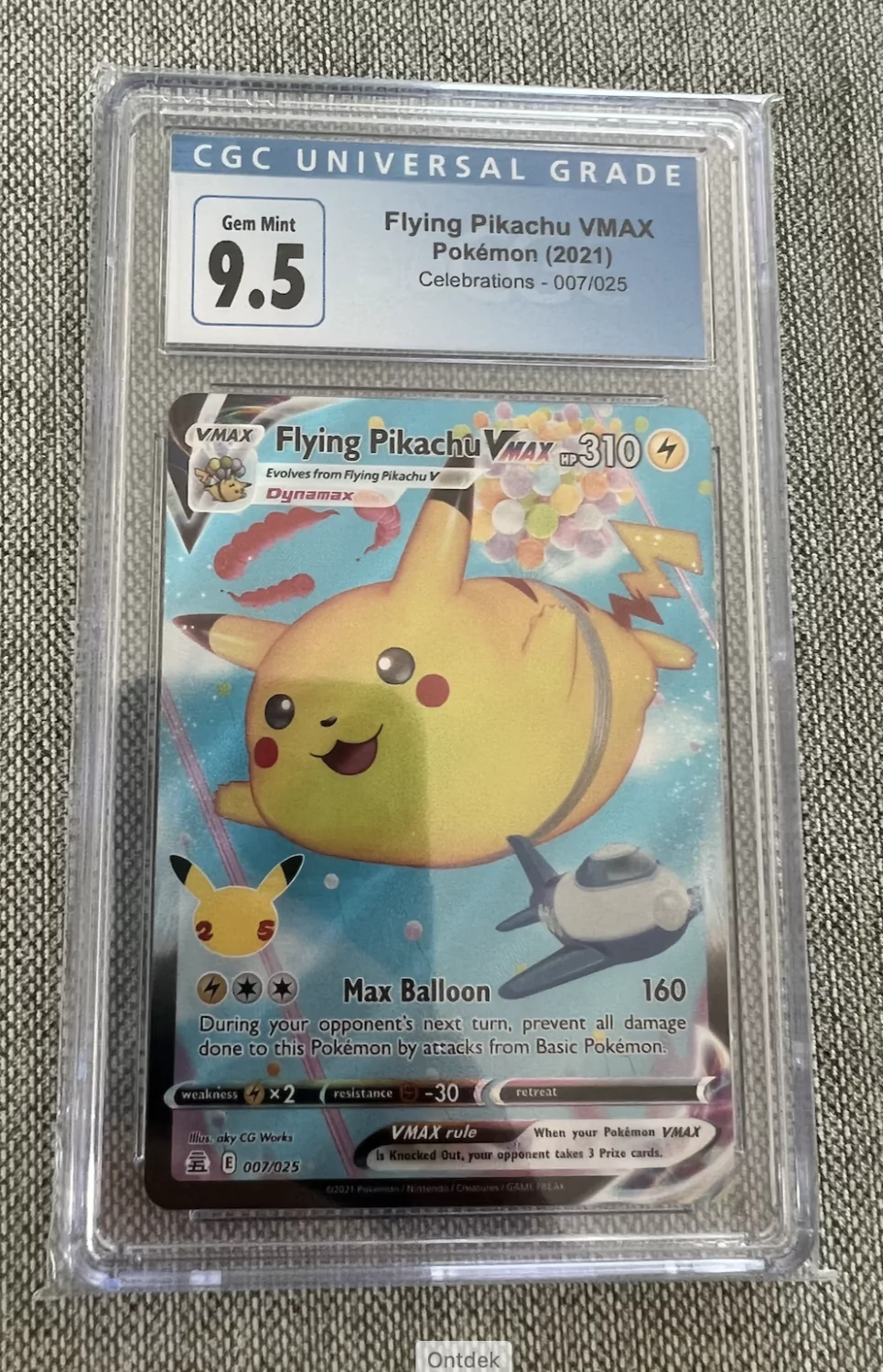 Flying Pikachu VMAX 007/025 - CGC 9.5 | Cardgameshop
